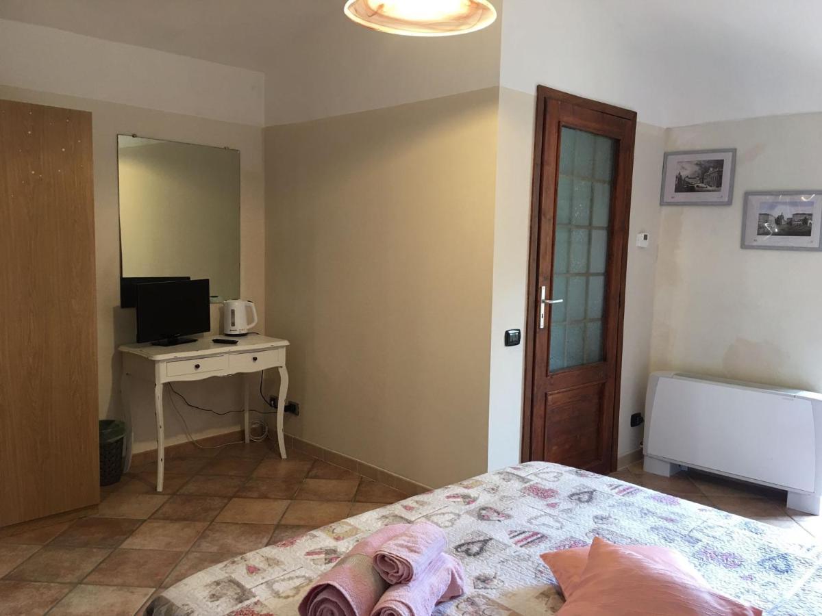 B&B Sotto Le Mura Pavone Canavese Exterior foto